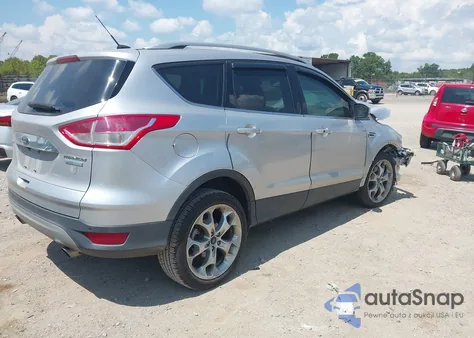 2016 Ford Escape Titanium z USA, uszkodzony, nr VIN 1FMCU0J94GUC74363
